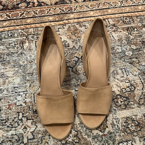 VINCE Saffron Nubuck Suede Peep Toe d'Orsay Pumps - Picture 2 of 5